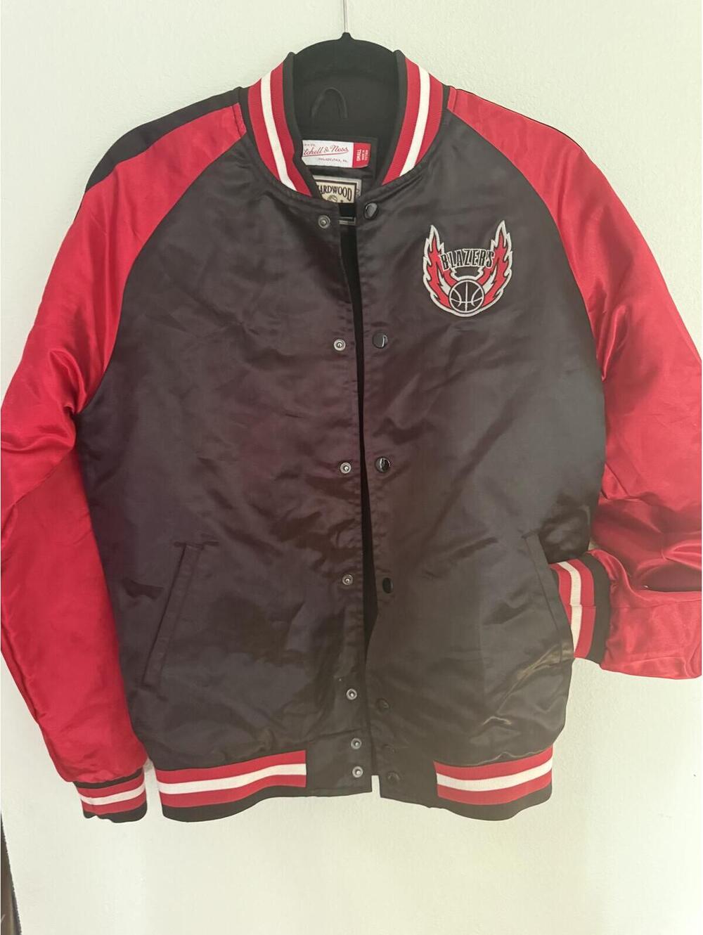 Portland Trail Blazers Satin Bomber Varsity Jacket Mitchell & Ness Sm